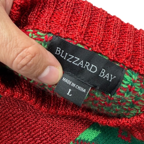 Blizzard Bay Gift to the World Present Bow Christmas Sweater - Picture 4 of 9